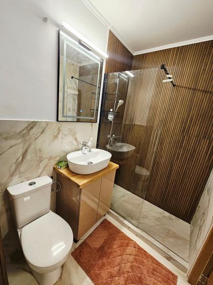 Apartament cu 2 camere decomandat în Decebal