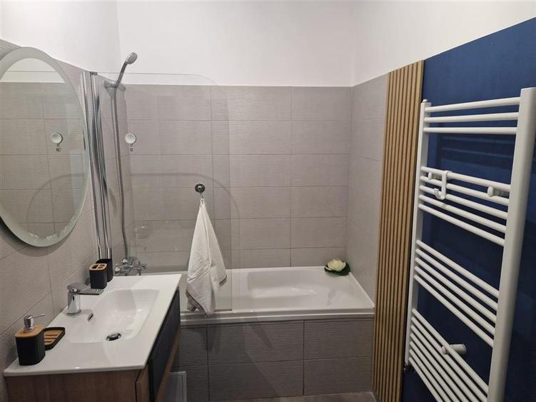 Apartament de inchiriat 2 camere premium, priveliste Tampa, zona Tractorul - 14