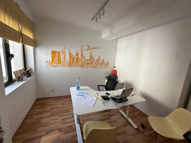 Apartament cu 3 camere în Dorobanți