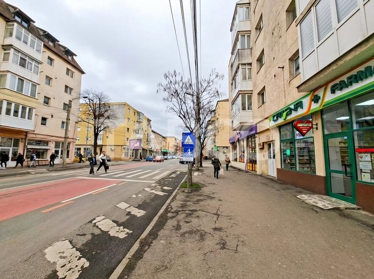 Apartament cu 3 camere de vanzare - mansarda Vasile Aaron - intabulata - 1
