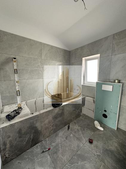 Duplex cu 4 camere cu Canalizare în Săcălaz