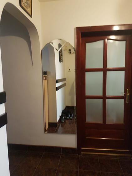 Apartament cu 3 camere decomandat în Mărăști