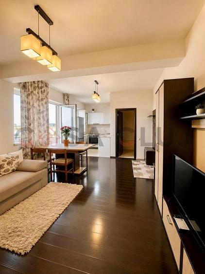 Apartament cu 2 camere semidecomandat, mobilat în Bună Ziua