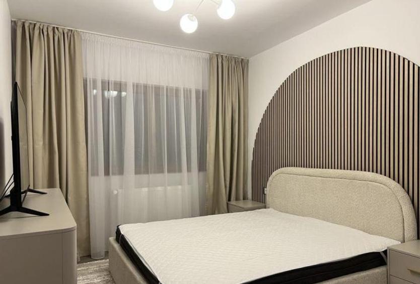 Apartament cu 2 camere decomandat, mobilat în Metalurgiei