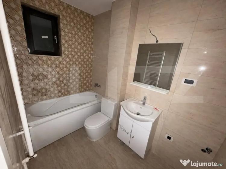 Apartament cu 2 camere semidecomandat în Calea Severinului