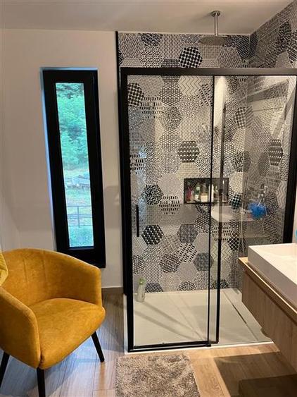 Casă individuală cu 4 camere cu Teren 830 Mp în Corunca