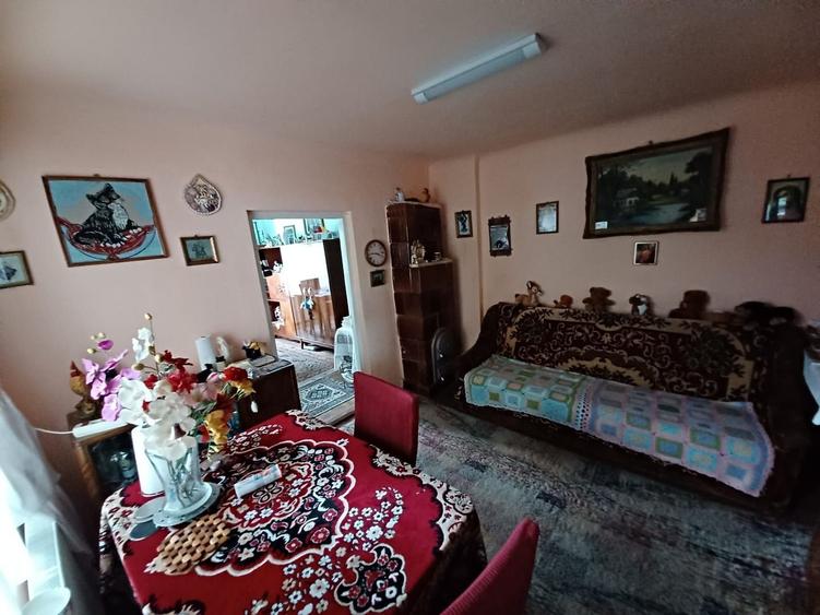 Casă individuală cu 2 camere cu Canalizare în Gruia
