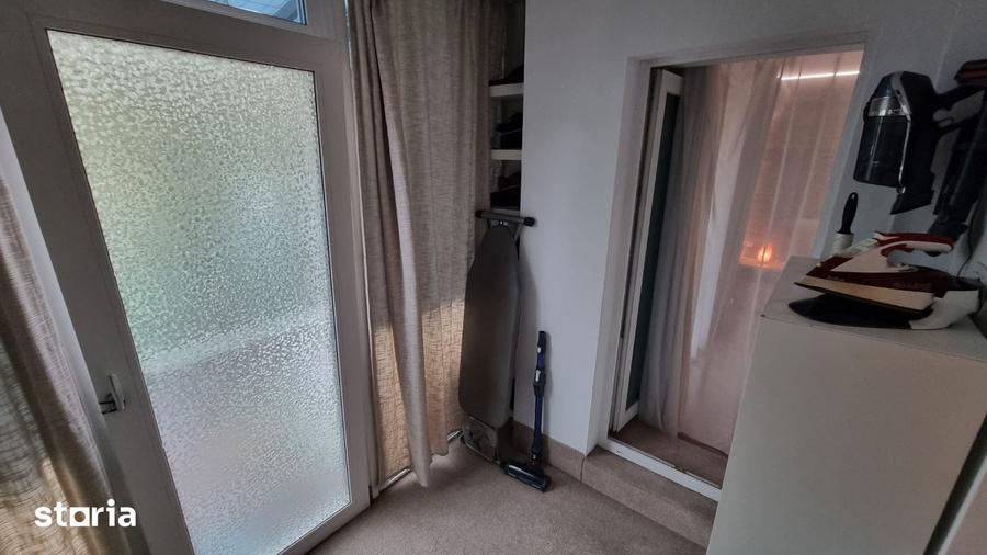 Apartament cu 3 camere decomandat în Copou