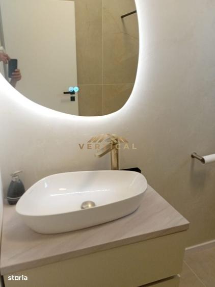Casă cu 4 camere în Vidra