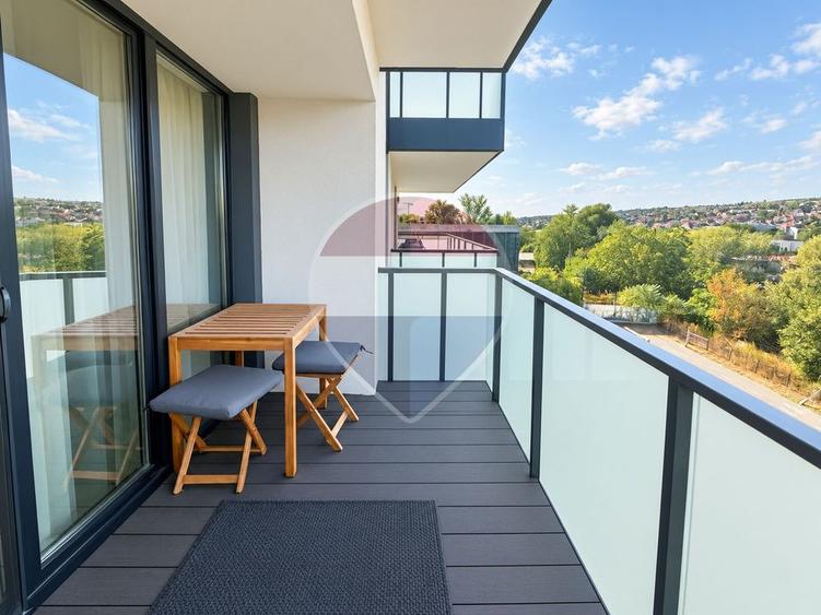 Apartament cu 2 camere decomandat, mobilat în Semicentral