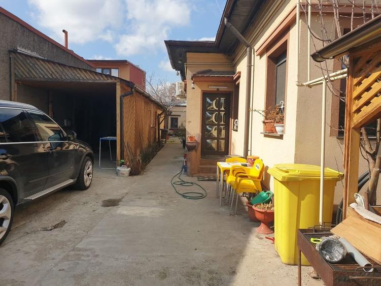 Casă individuală cu 5 camere cu Canalizare în Progresul