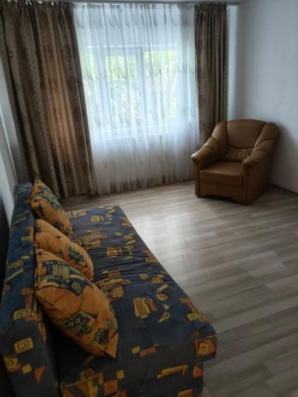 Apartament cu 2 camere decomandat în E3