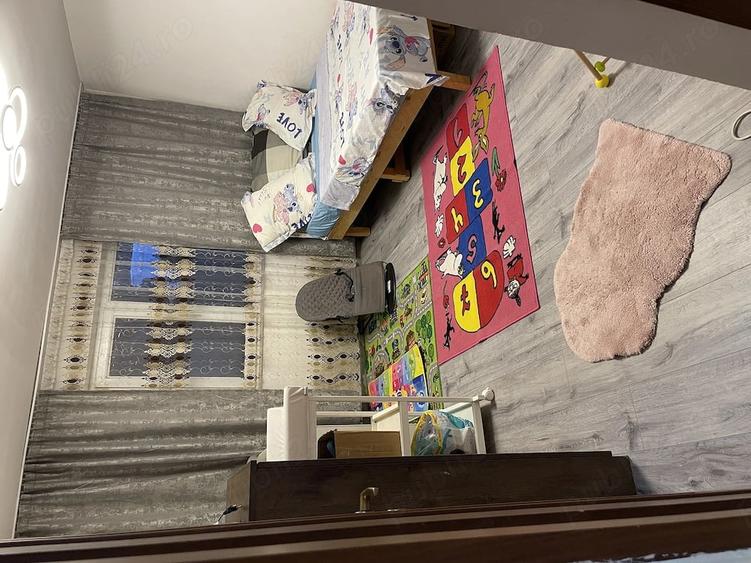 Casă cu 4 camere cu Teren 3960 Mp în Strejești