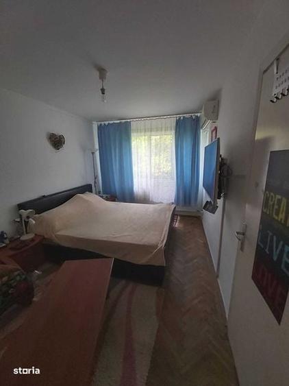 Apartament cu 3 camere în Berceni