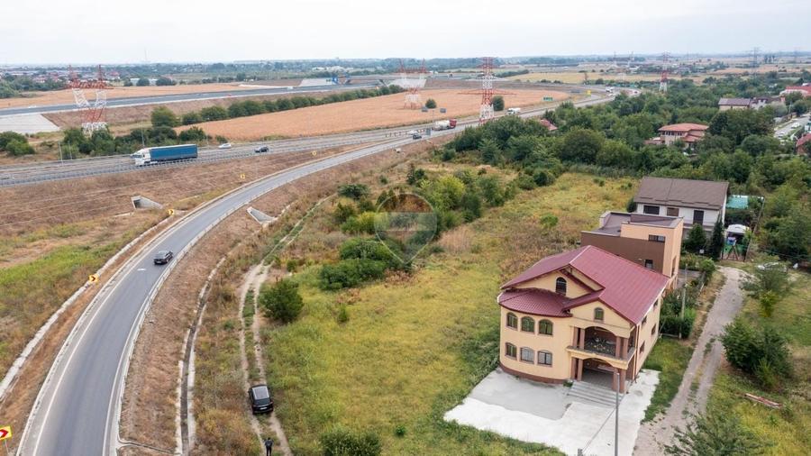 Teren Construcții intravilan de 4765 mp, în Nord