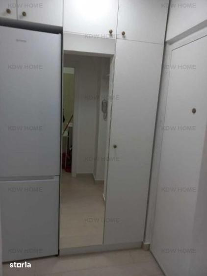 Garsonieră decomandată în Tei