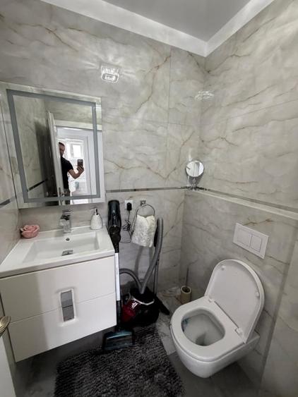 Apartament cu 3 camere semidecomandat, mobilat în Mănăștur