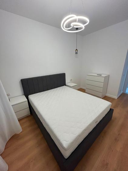 Apartament cu 2 camere decomandat în Metalurgiei