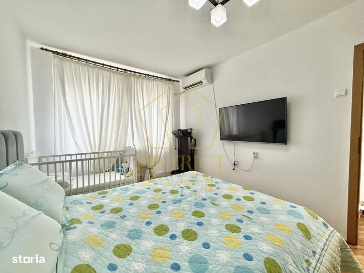 Apartament cu 3 camere semidecomandat în Girocului