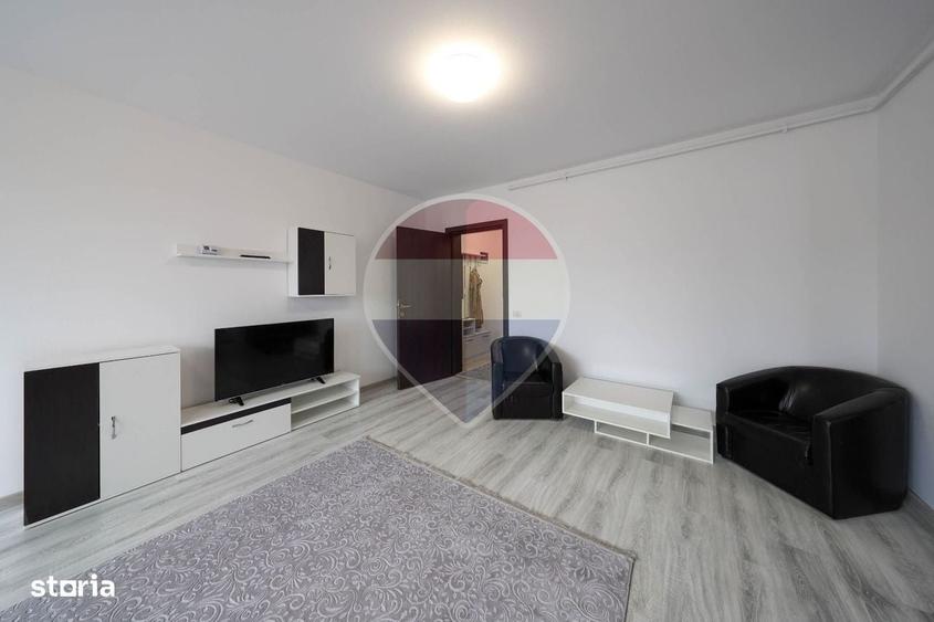 Apartament cu 2 camere semidecomandat în Sânpetru