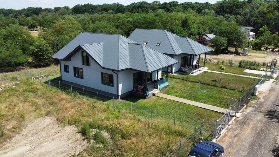 Casă individuală cu 5 camere cu Teren 500 Mp în Snagov