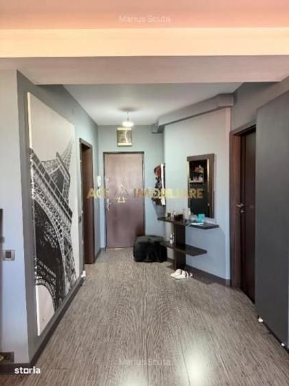 Apartament cu 3 camere în Ciupercenii Noi