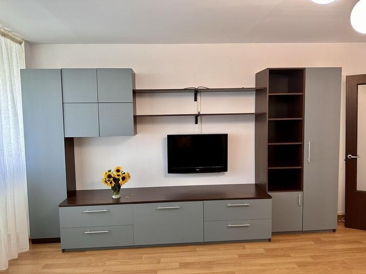 Garsonieră semidecomandată în Titan
