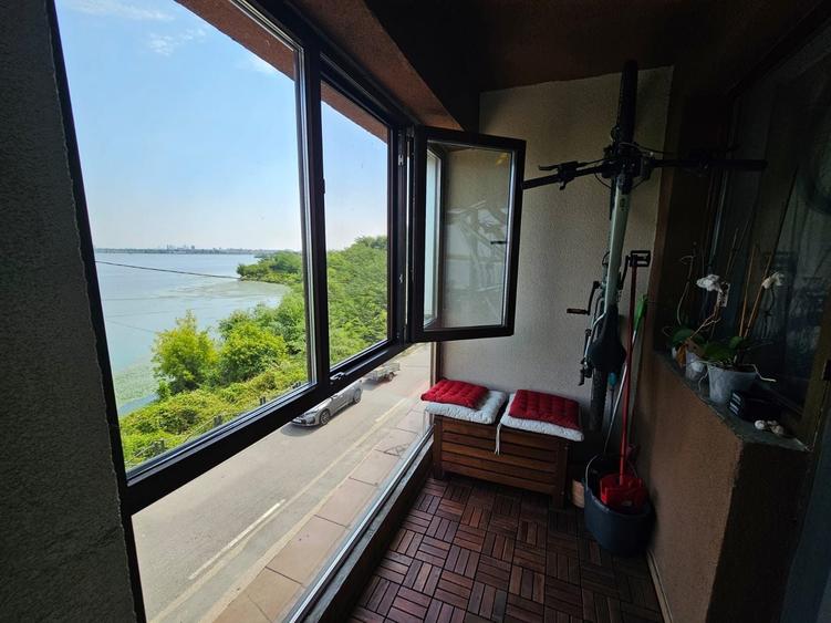 Apartament cu 2 camere decomandat în Lacul Morii