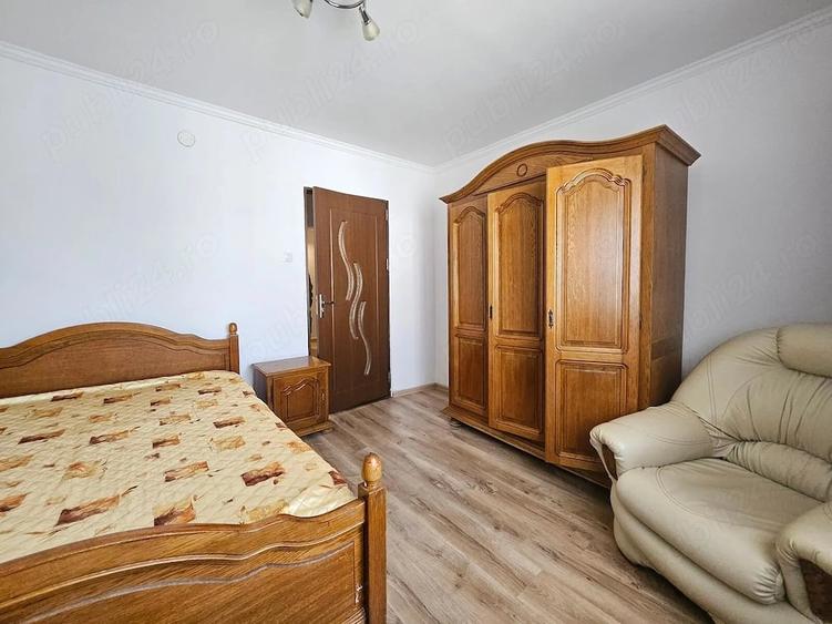 Apartament cu 2 camere decomandat în Teilor