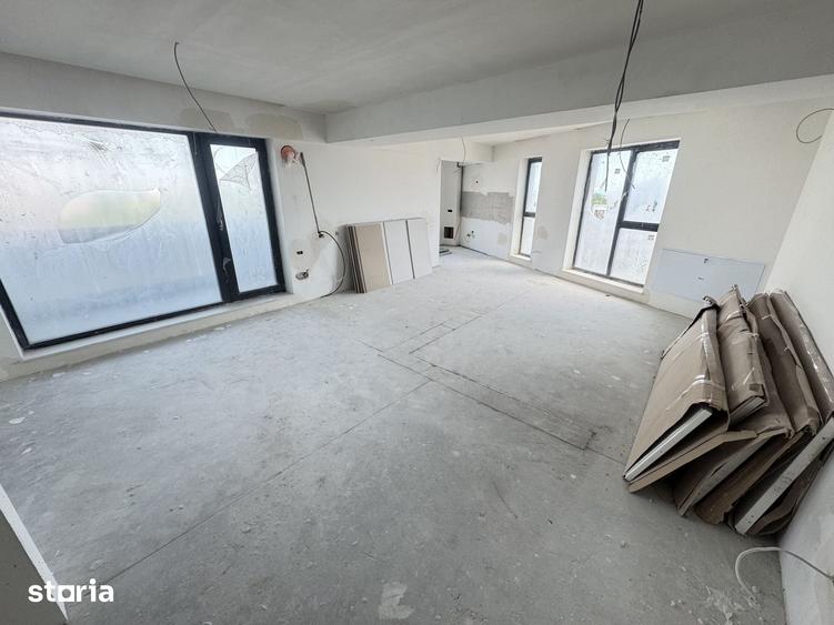 Apartament cu 4 camere în Central