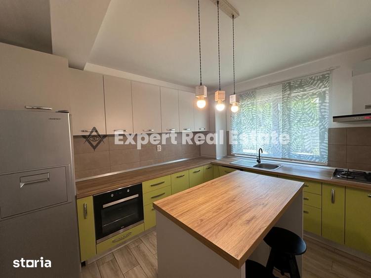 Casă cu 4 camere cu Teren 300 Mp în Central