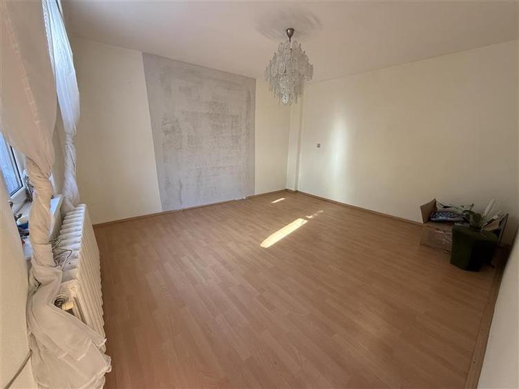 Casă cu 2 camere cu Canalizare în Unirii