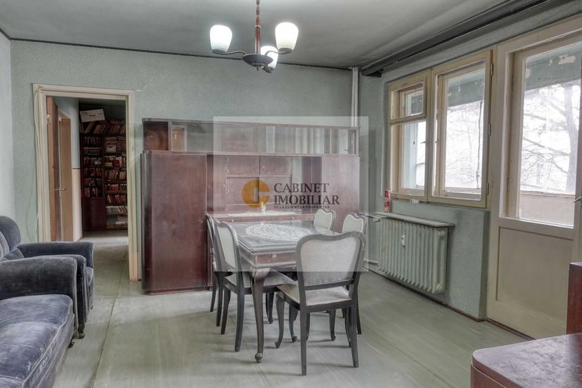 Apartament cu 3 camere decomandat în Gorjului