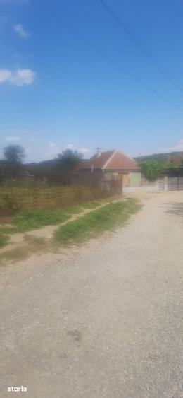 Teren de 781 mp, în Cetariu