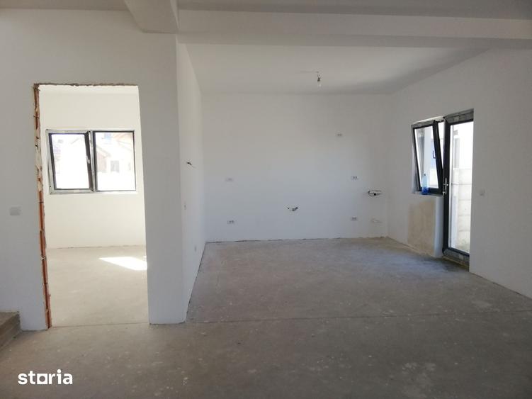 Pantelimon Ilfov,p+1,5 camere 3 bai ,285mp proprietate,asfalt aproape - 8