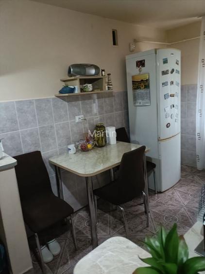 Vand Apartament str,Venus(Marasti) zona FSEGA