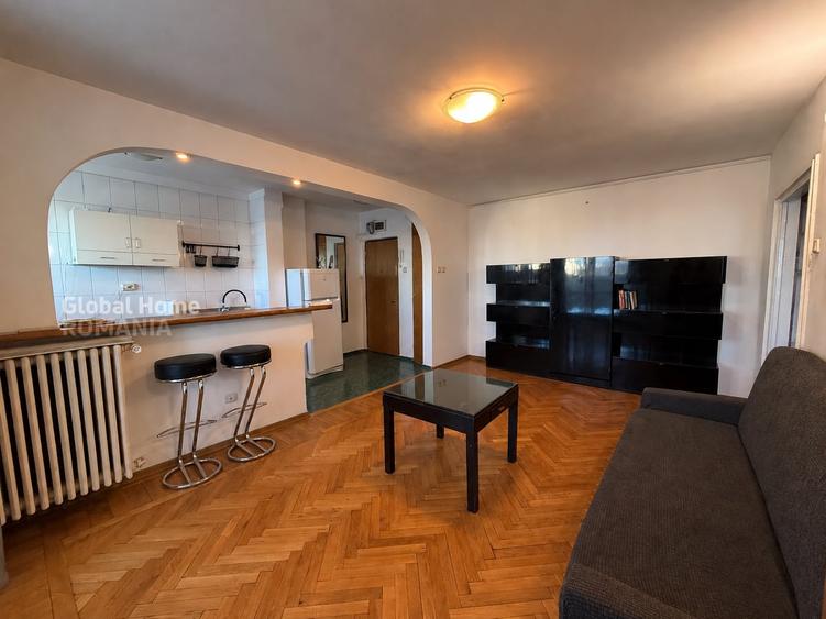 Apartament cu 2 camere semidecomandat, mobilat în P-ța Amzei