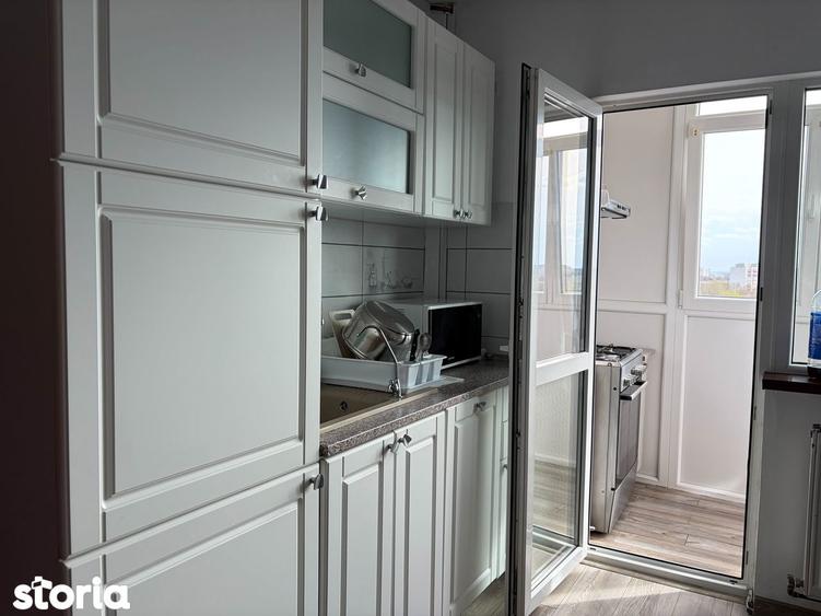 Apartament cu 3 camere semidecomandat, mobilat în Berceni — fotografia 2