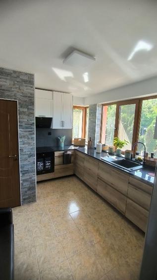 Casă individuală cu 5 camere cu Teren 500 Mp în Dâmbul Rotund