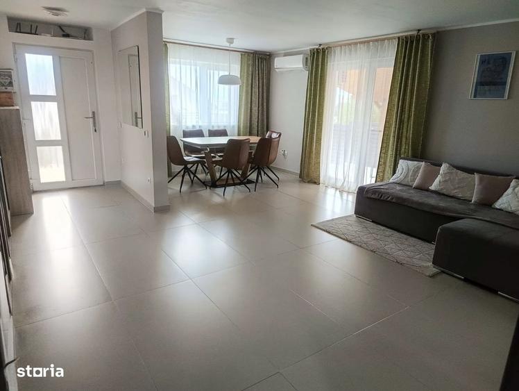 Casă cu 4 camere cu Teren 425 Mp în Central