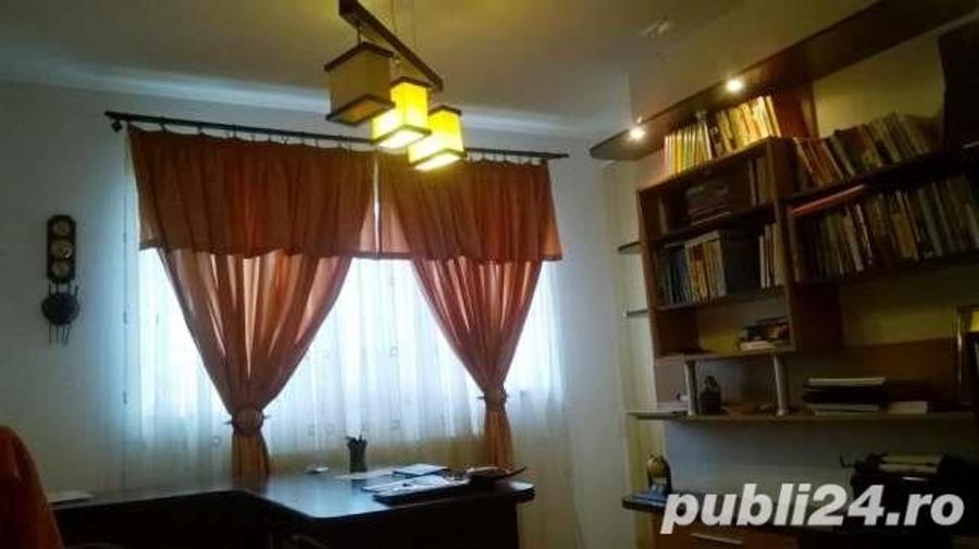 Casă cu 4 camere cu Teren 250 Mp în Gulia