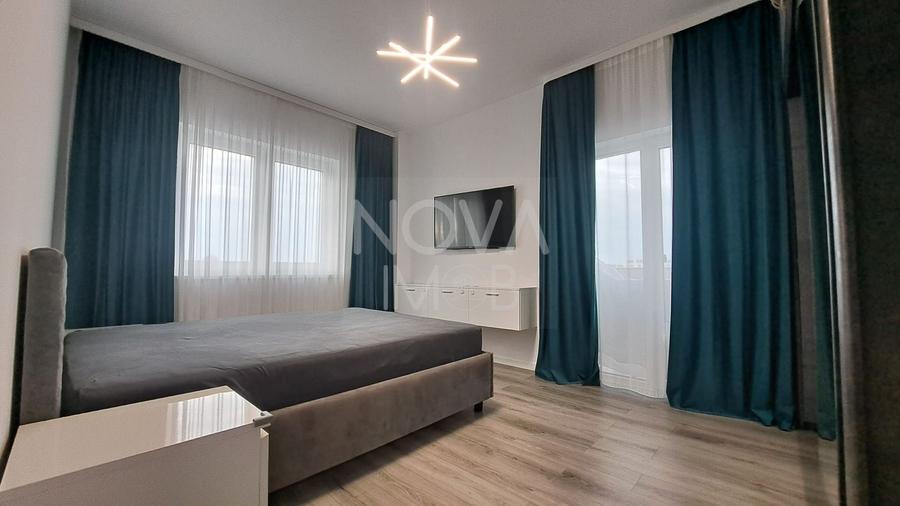 Apartament cu 3 camere semidecomandat, mobilat în Mihai Viteazul