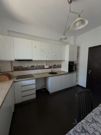 Apartament cu 2 camere decomandat în Fundeni