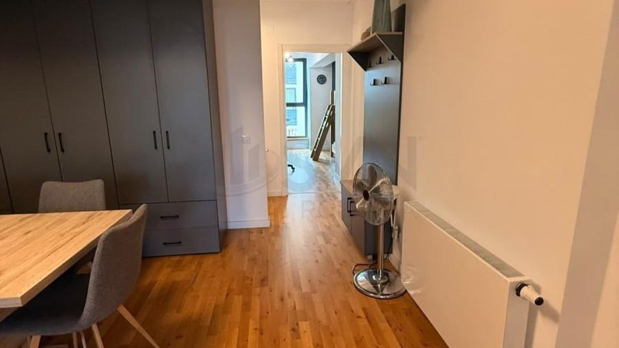 Apartament cu 3 camere decomandat în Iancu Nicolae