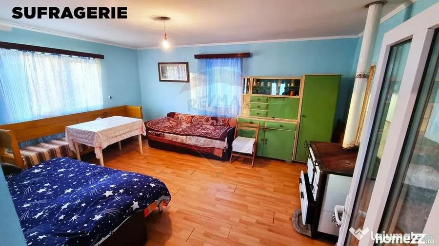Casă cu 2 camere cu Teren 8945 Mp în Frâncenii Boiului