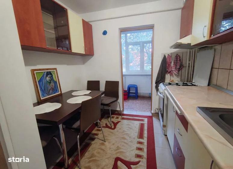 Garsonieră decomandată în Nicolina