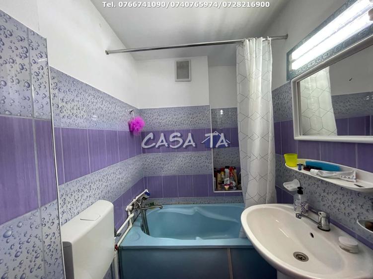 Apartament cu 2 camere semidecomandat, mobilat în 1 Mai