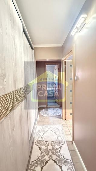 Apartament cu 3 camere decomandat în Hotvon