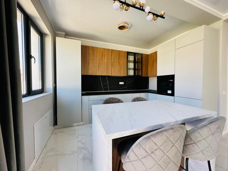 Casa 4 camere individuală de vânzare - acces asfaltat - curte 410 mp - 6