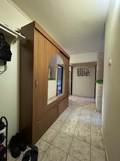 Apartament cu 2 camere decomandat în Fizicienilor